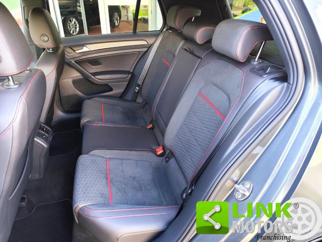 VOLKSWAGEN Golf GTI usata, con Autoradio