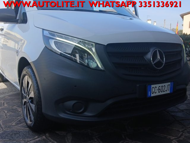 MERCEDES-BENZ Vito usata, con Sensori di parcheggio posteriori