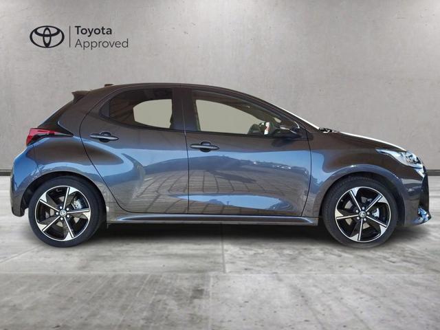 TOYOTA Yaris usata, con Autoradio