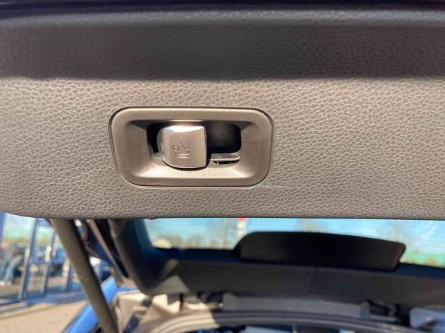 MERCEDES-BENZ GLC 220 usata, con Cruise Control