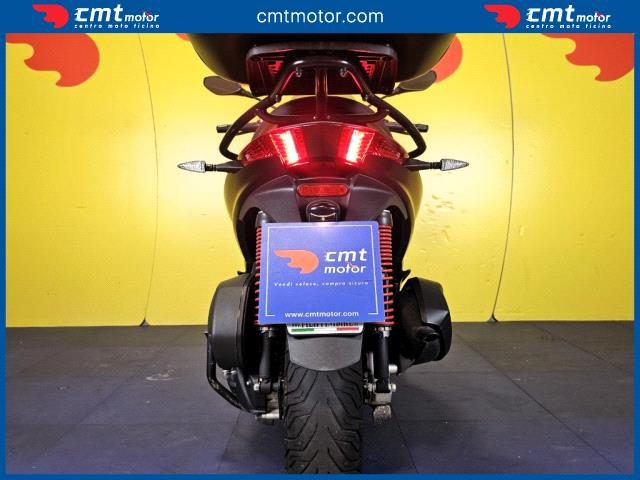 PIAGGIO MP3 usata 13