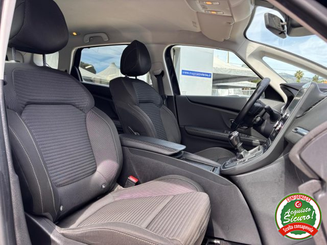 RENAULT Scenic usata, con Cruise Control