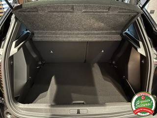 PEUGEOT 2008 usata, con Park Distance Control
