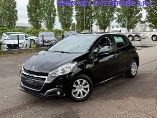 PEUGEOT 208 PureTech 82 5 porte Black Line NAVI PDC