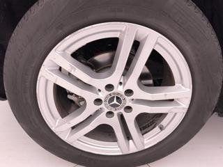 MERCEDES-BENZ GLB 180 usata, con Portellone posteriore elettrico