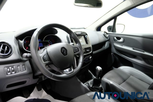 RENAULT Clio usata, con Alzacristalli elettrici