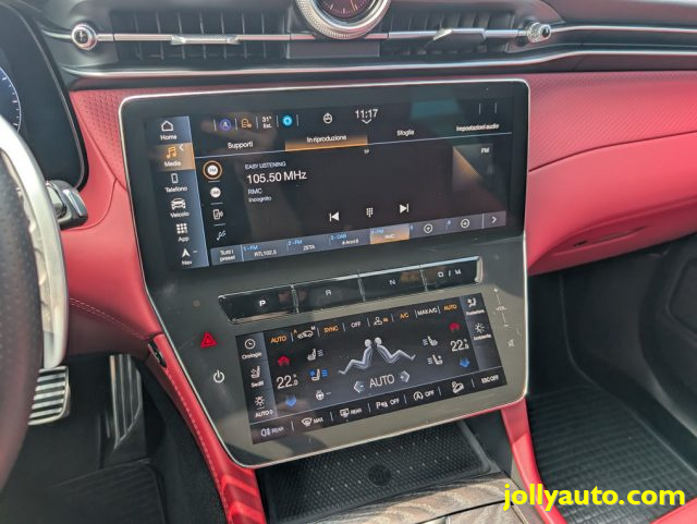 MASERATI Grecale usata, con Interni in pelle