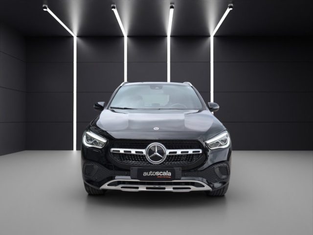 MERCEDES-BENZ GLA 200 usata, con Chiusura centralizzata