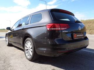 VOLKSWAGEN Passat Variant usata, con Autoradio