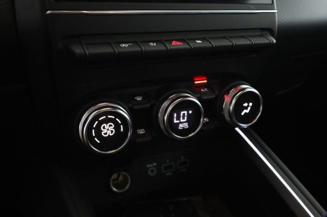 RENAULT Clio usata 11