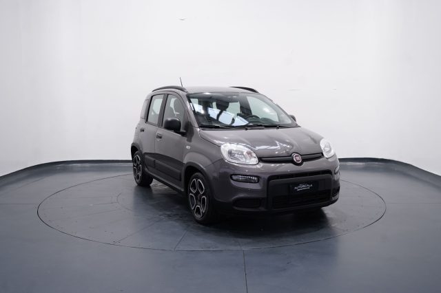 FIAT New Panda usata, con Bluetooth