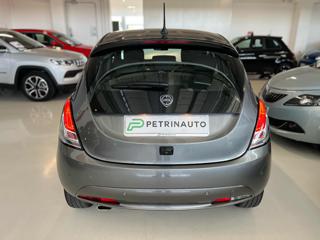 LANCIA Ypsilon usata, con Autoradio