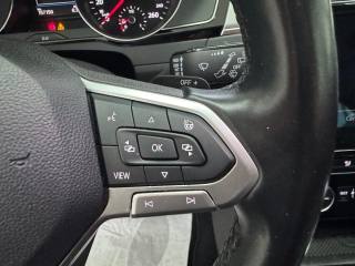 VOLKSWAGEN Passat Variant usata, con Autoradio digitale