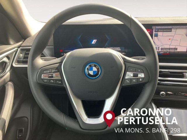 BMW i4 usata, con Fendinebbia