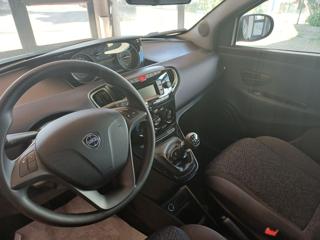LANCIA Ypsilon usata, con Airbag laterali