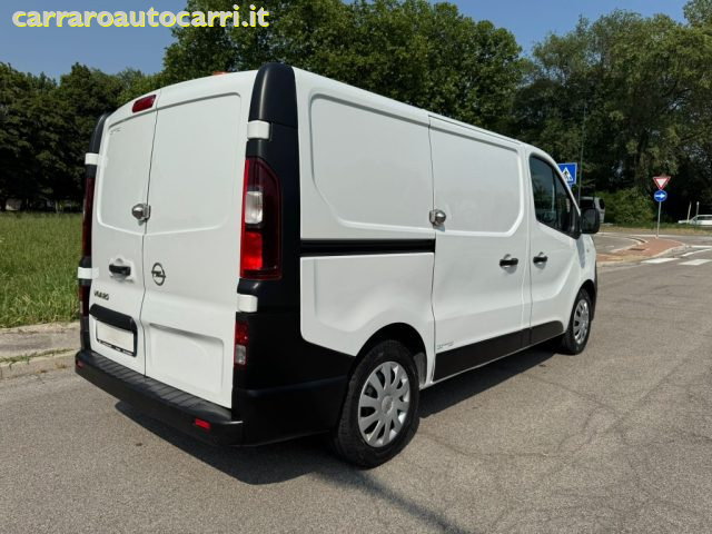 OPEL Vivaro usata, con Boardcomputer