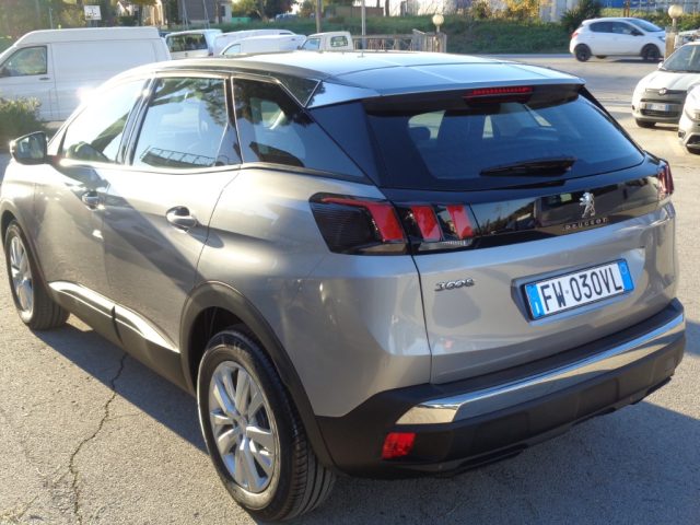 PEUGEOT 3008 usata, con Airbag laterali