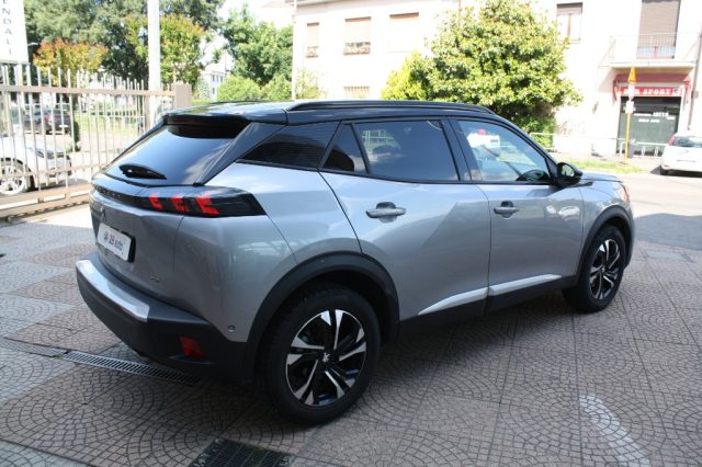 PEUGEOT 2008 usata, con Autoradio