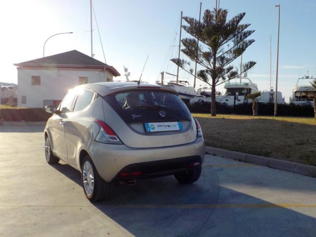 LANCIA Ypsilon usata, con Controllo trazione