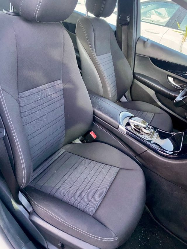 MERCEDES-BENZ C 200 usata, con Climatizzatore