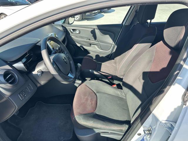 RENAULT Clio usata, con Controllo trazione