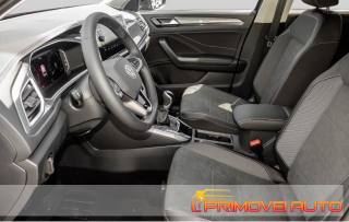 VOLKSWAGEN T-Roc usata, con Autoradio