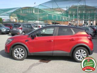 RENAULT Captur usata, con Autoradio