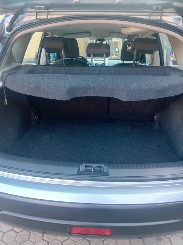 NISSAN Qashqai usata, con Autoradio
