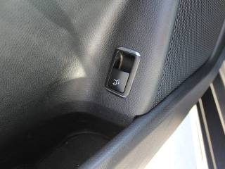 MERCEDES-BENZ GLA 200 usata, con Specchietti laterali elettrici
