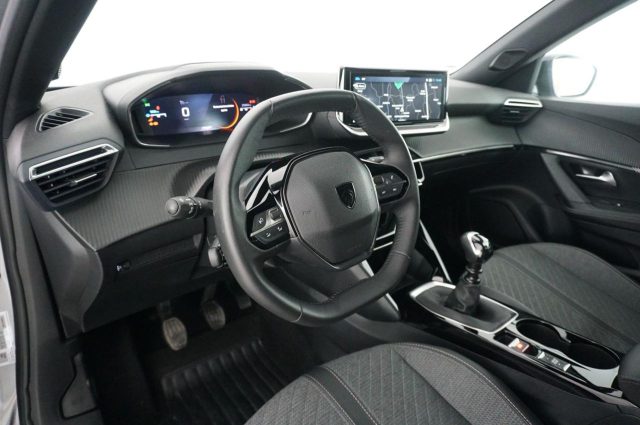 PEUGEOT 2008 usata, con Boardcomputer