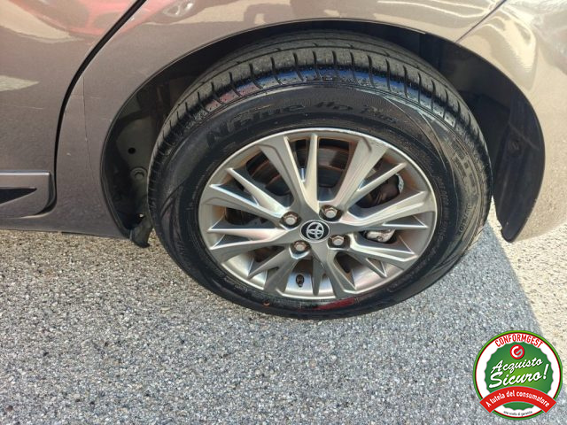 TOYOTA Yaris usata, con Touch screen