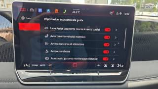 VOLKSWAGEN Tiguan usata, con Fari LED