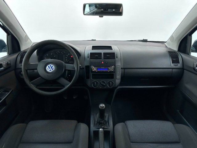 VOLKSWAGEN Polo usata, con Autoradio