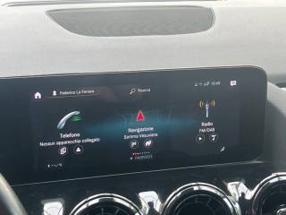 MERCEDES-BENZ GLA 180 usata, con Sistema di navigazione