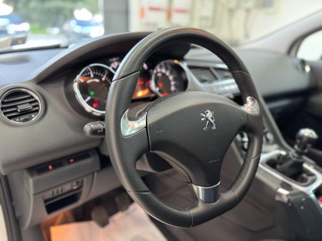 PEUGEOT 5008 usata, con Controllo automatico clima