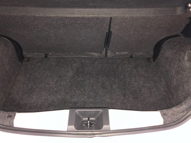 NISSAN Micra usata, con Chiusura centralizzata