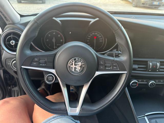 ALFA ROMEO Giulia usata, con Volante multifunzione