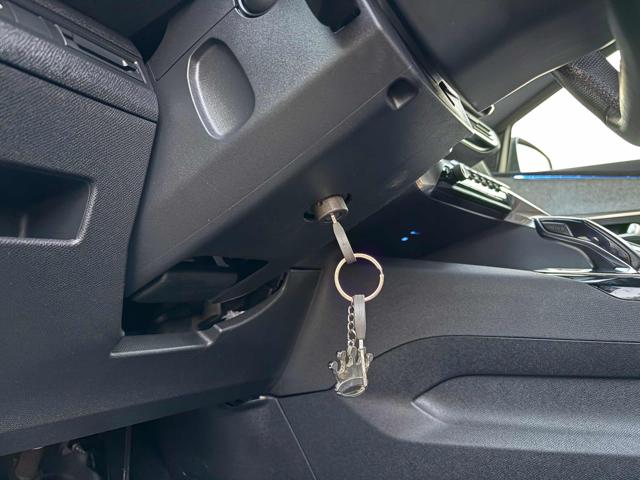 PEUGEOT 3008 usata, con Park Distance Control