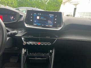 PEUGEOT 2008 usata, con MP3