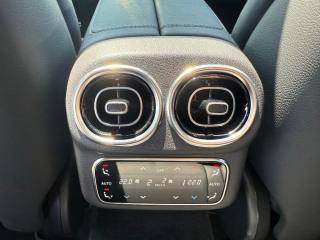MERCEDES-BENZ GLC 300 usata, con Park Distance Control
