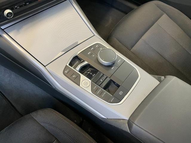 BMW 320 usata, con Park Distance Control