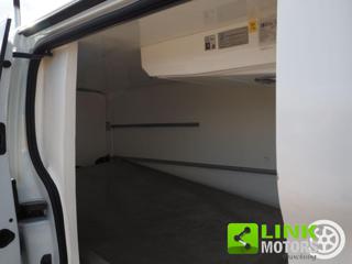 RENAULT Trafic usata 25