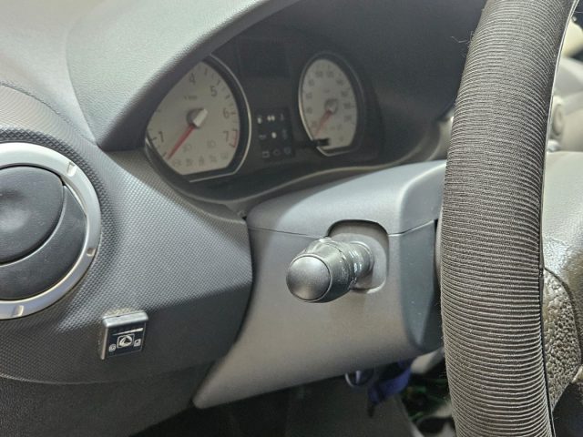 DACIA Sandero usata, con Controllo automatico clima