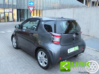 TOYOTA iQ usata, con Alzacristalli elettrici