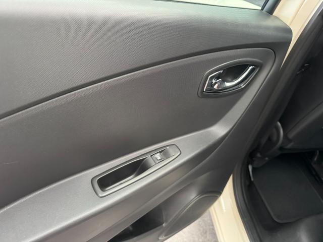 RENAULT Captur usata, con ESP