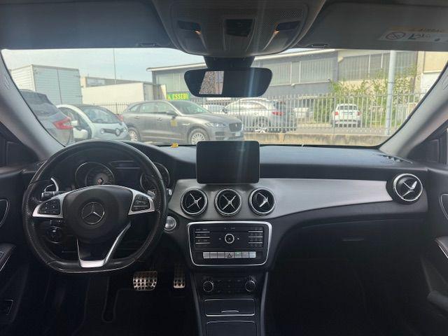 MERCEDES-BENZ CLA 220 usata, con Controllo automatico clima