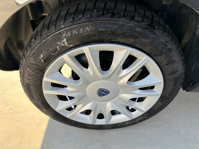 LANCIA Ypsilon usata, con Vetri oscurati