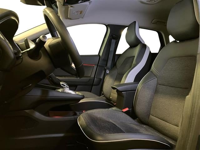 RENAULT Captur usata 9
