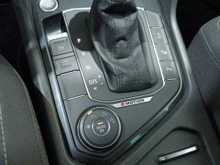 VOLKSWAGEN Tiguan usata, con Sensori di parcheggio posteriori