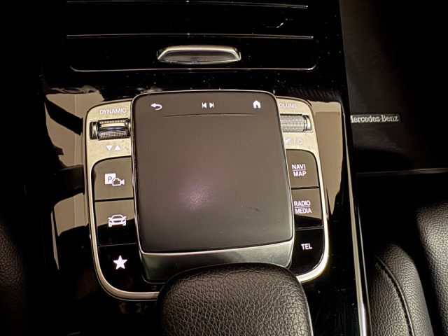 MERCEDES-BENZ A 180 usata, con Sedili riscaldati